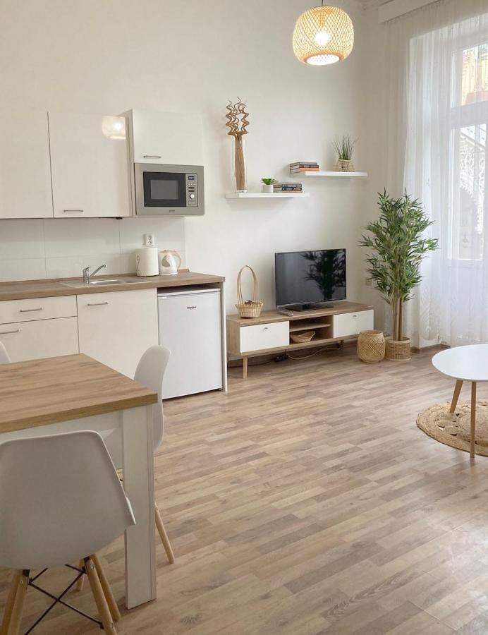 Three Rings Apartments Κάρλοβι Βάρι Εξωτερικό φωτογραφία