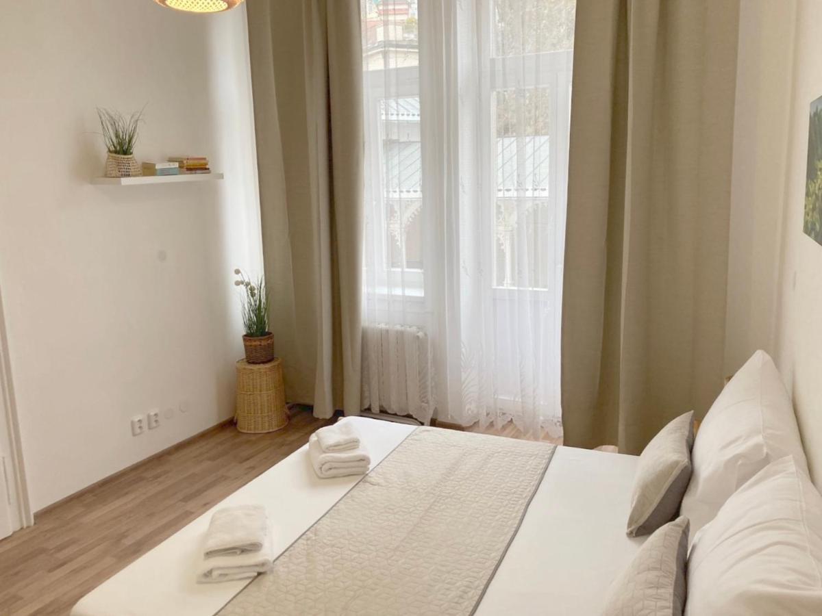 Three Rings Apartments Κάρλοβι Βάρι Εξωτερικό φωτογραφία