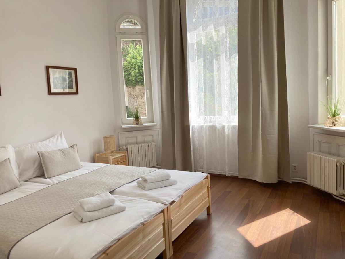 Three Rings Apartments Κάρλοβι Βάρι Εξωτερικό φωτογραφία
