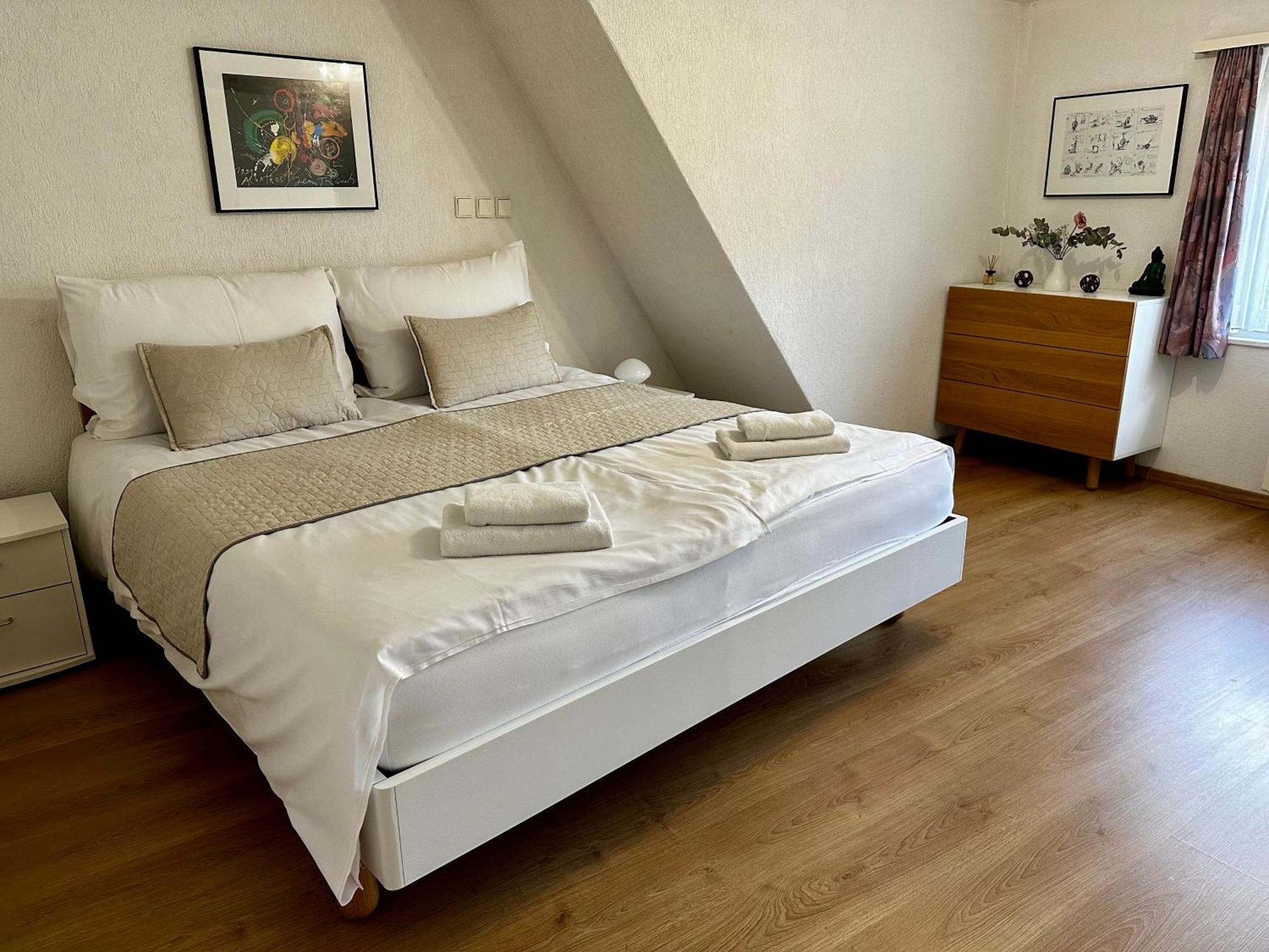 Three Rings Apartments Κάρλοβι Βάρι Εξωτερικό φωτογραφία